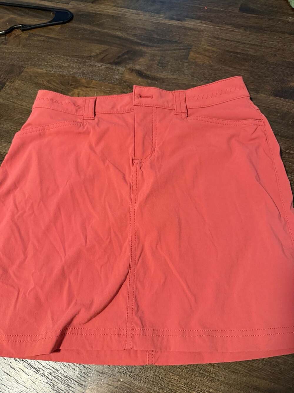 Eddie Bauer Women's Low Rise Stretchy Pink Skort, Size 2